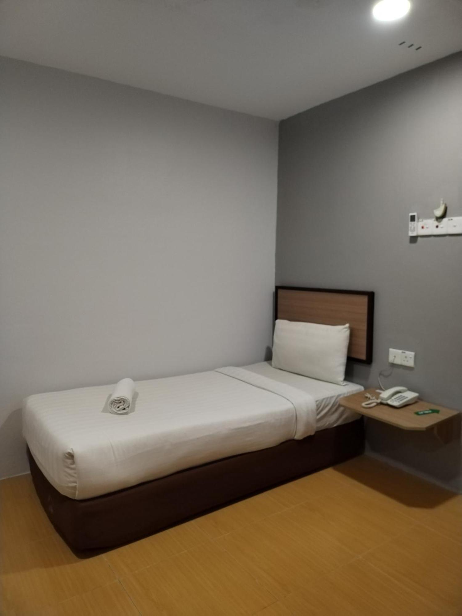 Maple Boutique Hotel Kota Bahru Luaran gambar